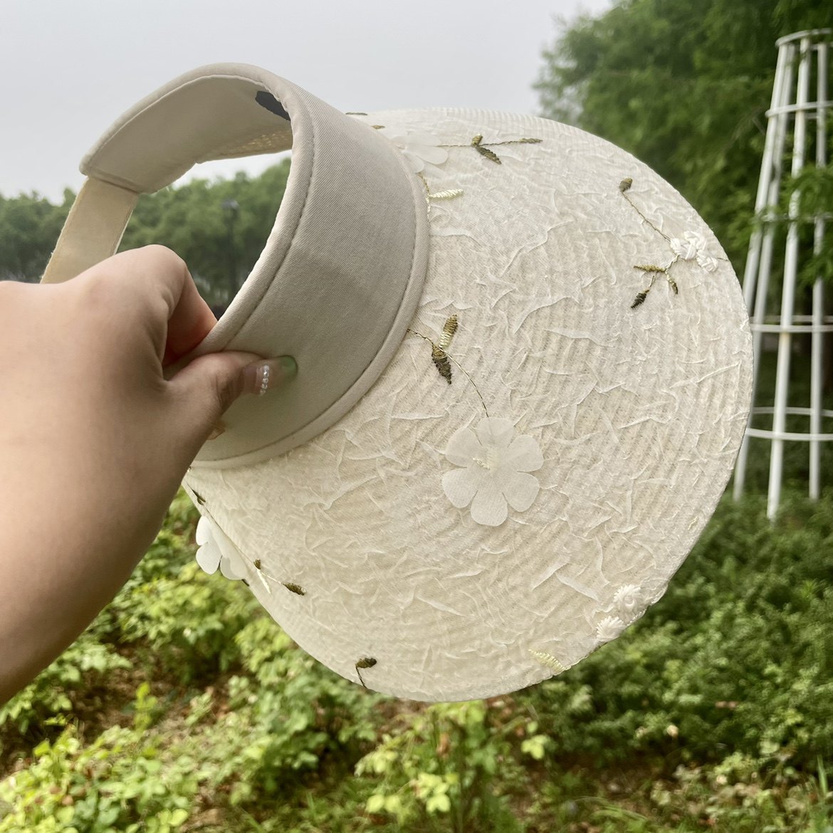 空顶帽女2025夏季新款蕾丝立体绣花草编大檐遮阳帽青年日系防晒帽