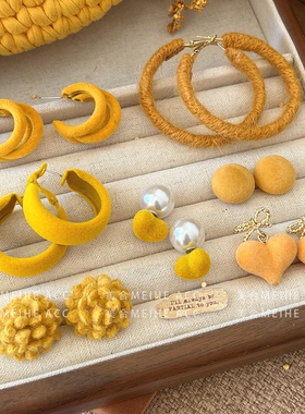 靓丽黄色系~冬天的丝绒几何耳环韩系清新明黄植绒爱心圆圈耳钉女