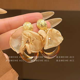 暮秋~法式复古网纱花瓣咖色树脂圆形耳环焦糖色独特气质耳钉饰品