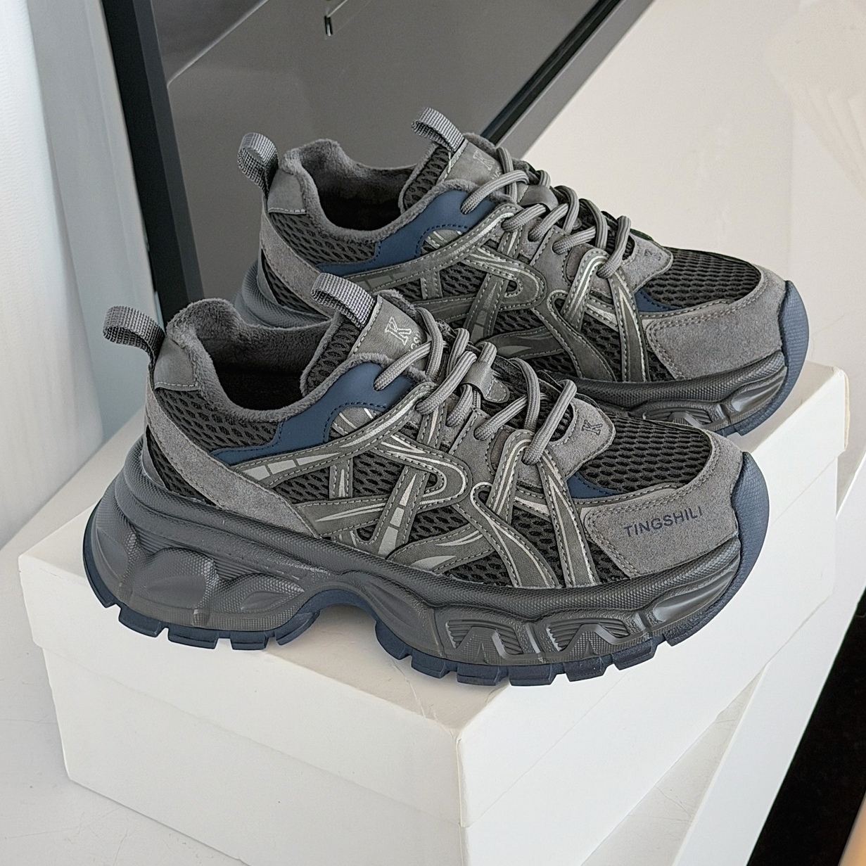 真皮复古老爹鞋轻便厚底加绒运动