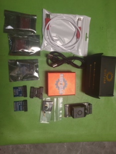 emmc飞线 EASY ufs座子UFs飞线isp plus编程器主板 图纸技术 JTAG