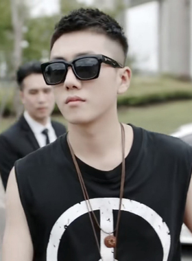 孙红雷同款TR90超轻方框太阳镜