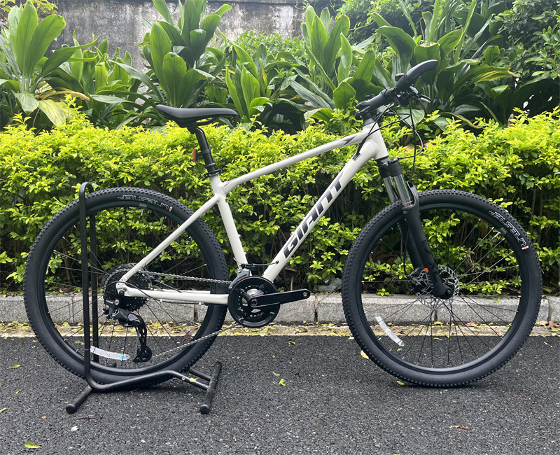 捷安特atx860液压碟刹减震山地自行车27.5寸20速男式学生休闲通勤