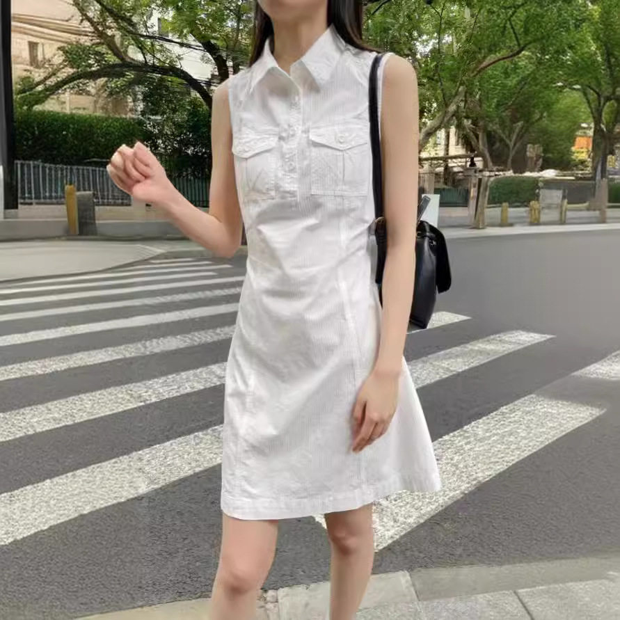 小海鸥秋冬翻领工装裙