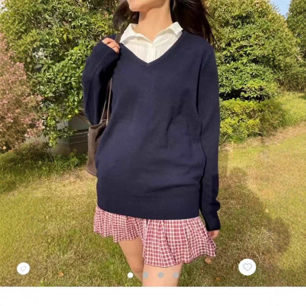 小海鸥V领学院风长款毛衣