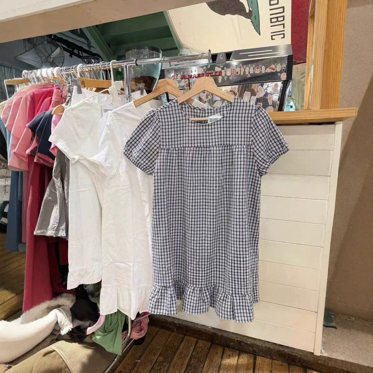 小海鸥藏青荷叶边泡泡袖短裙