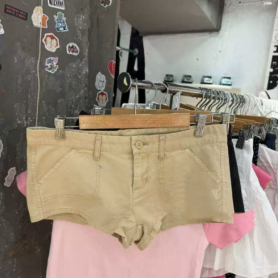 小海鸥新款低腰修身热裤