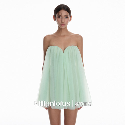莲的百万  夏日轻氧  薄荷绿抹胸蓬蓬裙 网纱连衣裙