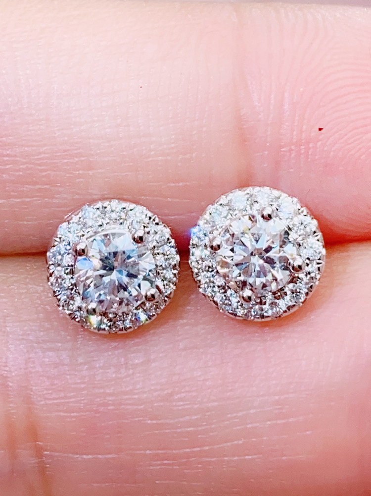 18k金白金钻石耳钉30分群镶钻石耳钉50分玫瑰金耳坠正品定制女