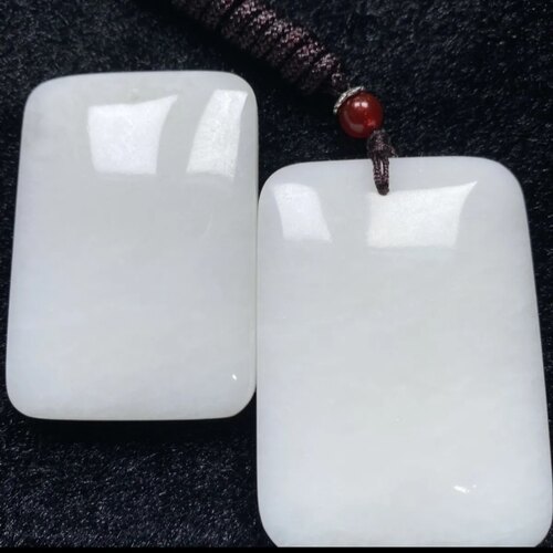 晶莹剔透玉石蓝田玉质地细腻干净