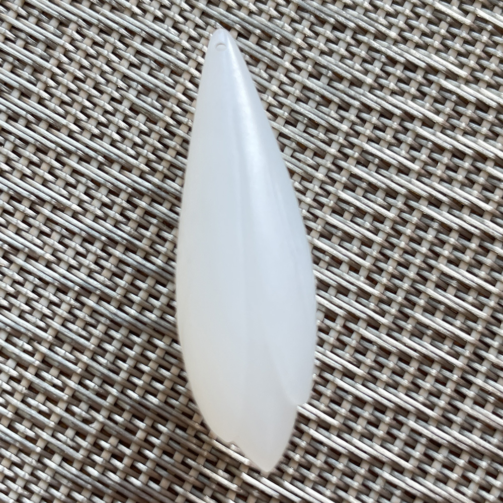 可言坊和田玉羊脂白玉兰吊坠挂件，细腻过眼过灯白玉