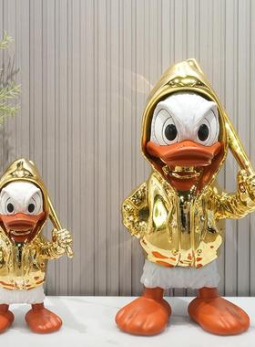 创意客厅桌面轻奢唐老鸭摆件客厅壁柜酒柜书房装饰品乔迁儿童礼物