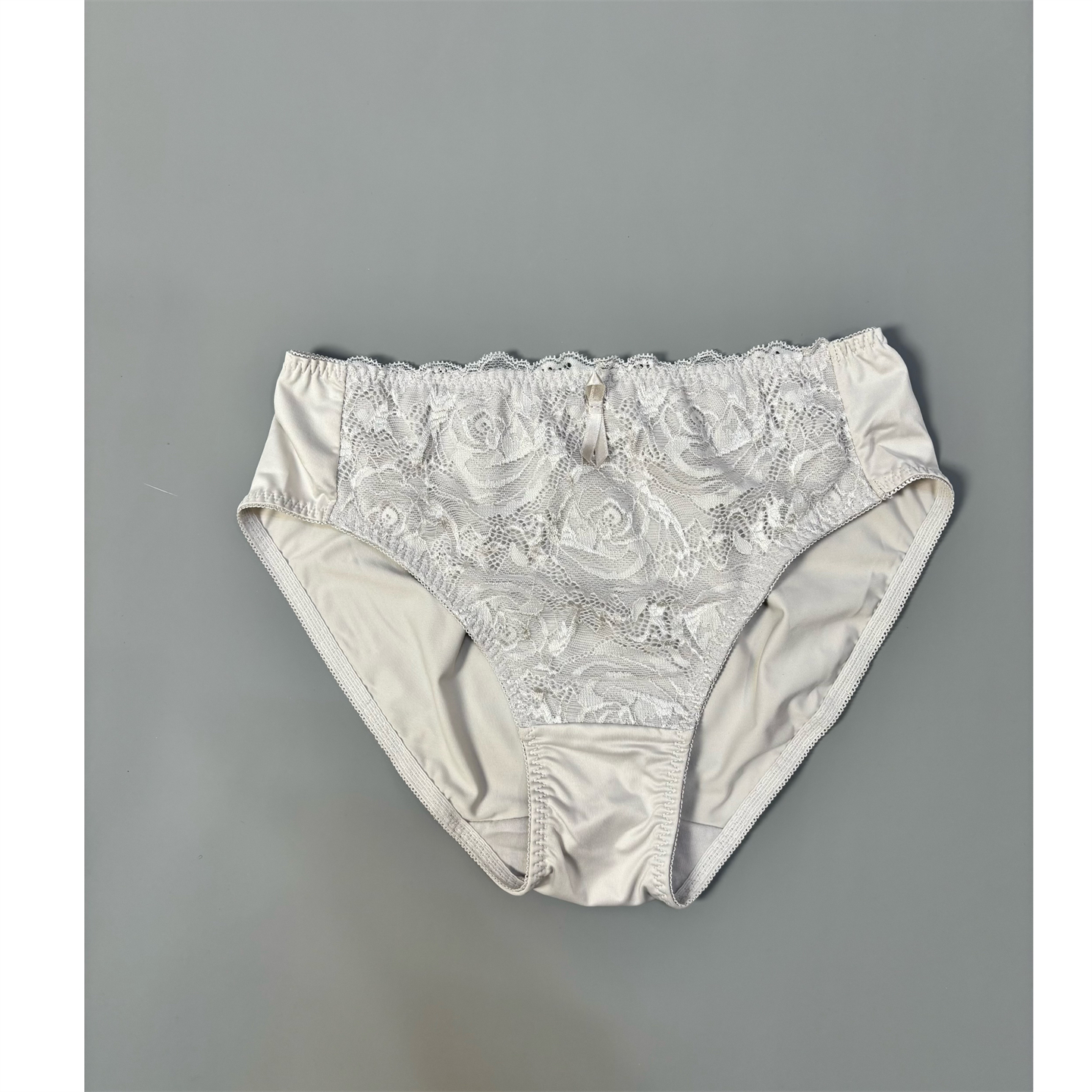 日单蕾丝三角女士内裤