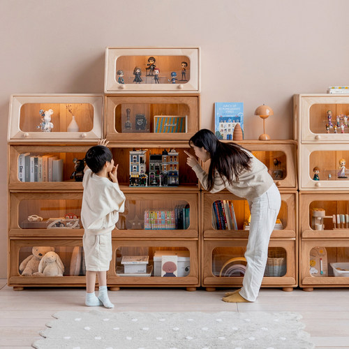 孩在 展示柜翻门款 硬枫樱桃款可叠加手办模型柜儿童收纳储物柜