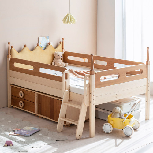 孩在城堡床软包床头大储物空间