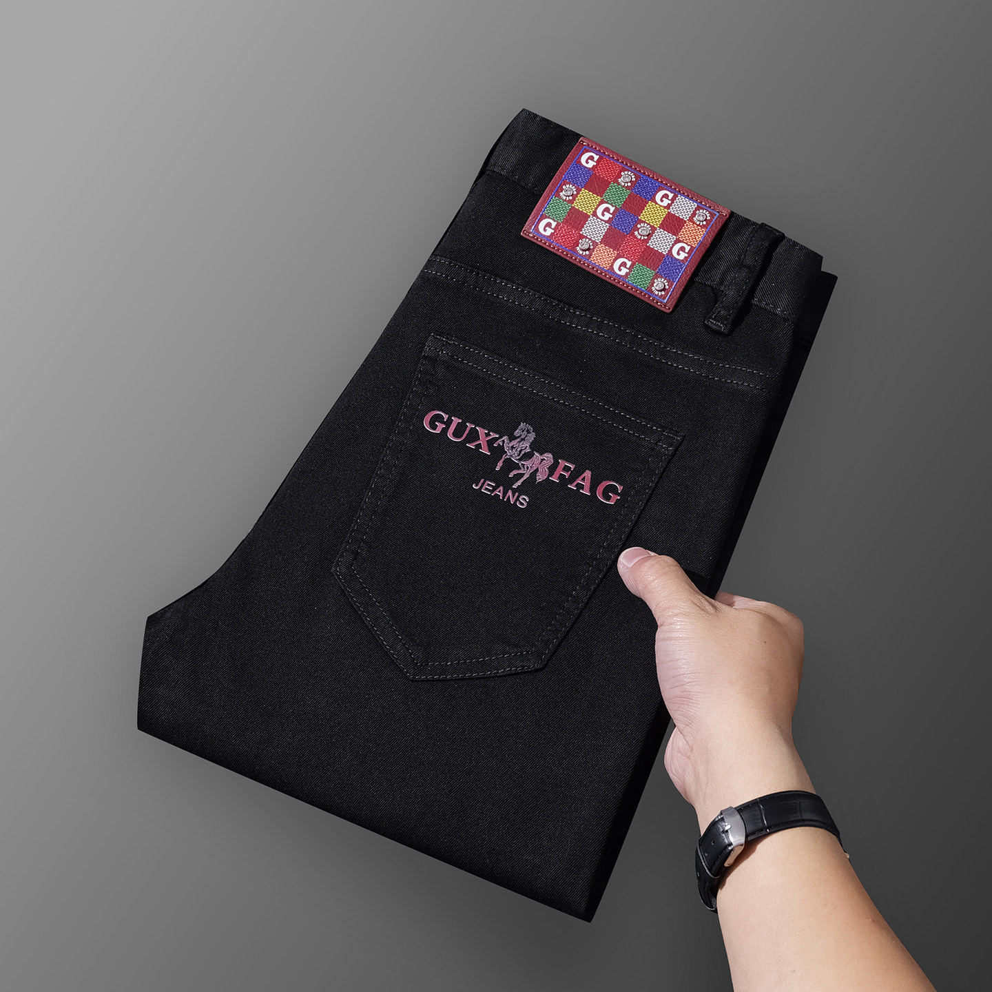 高端巨好看男士牛仔裤2026新款春季修身小脚男款裤子今年流行爆款