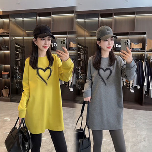 T恤女休闲百搭圆领中长款 爱心烫钻长袖 打底卫衣 时尚 2025秋冬新款