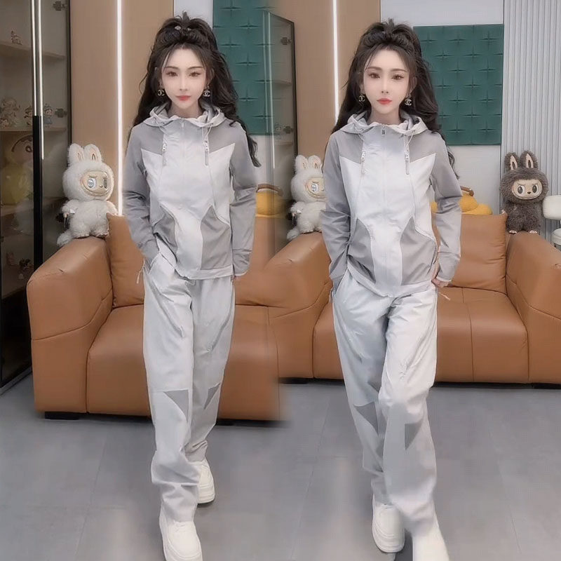 休闲运动套装女2026春夏新款拼接连帽拉链上衣裤子拼色防晒两件套