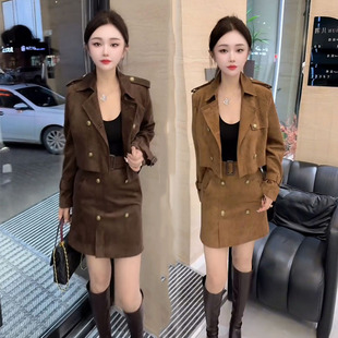 美拉德色复古时尚套装女2026秋季新款风衣短外套半身裙气质两件套