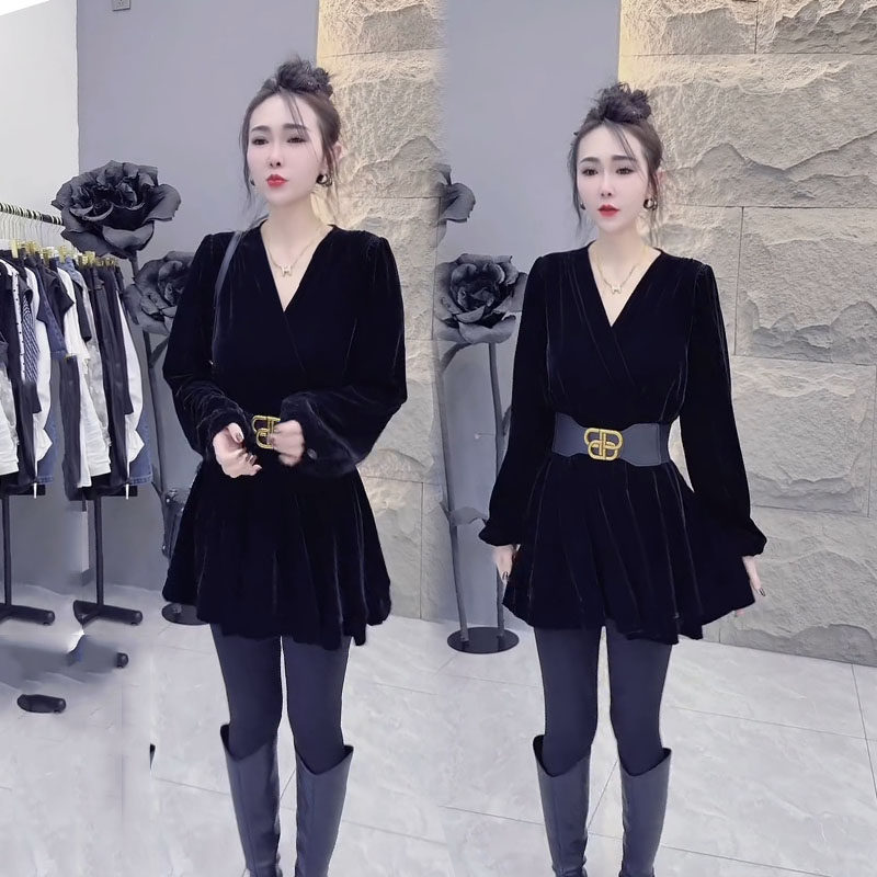 复古时髦连衣裙女2026早春新款长袖V领高腰纯色中长款腰带丝绒裙