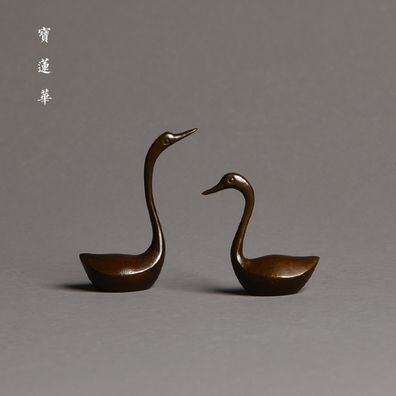 铜雕小天鹅实心全铜架茶枕笔搁