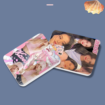 朴彩英小镜子带梳子折叠女学生手拿便携式高颜值ins风可爱二合一