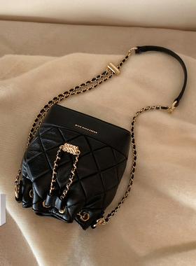 南风Chio2nd 肯辛公园水桶包2026超火精致小包包女黑色链条斜挎包