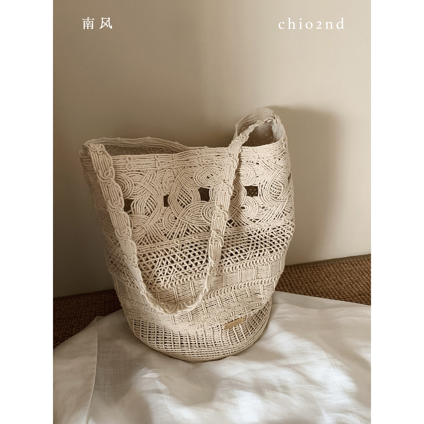 南风Chio2nd法式镂空沙滩水桶包
