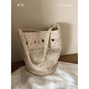 南风Chio2nd 法式镂空沙滩水桶包包女夏季慵懒松弛感编织包单肩包