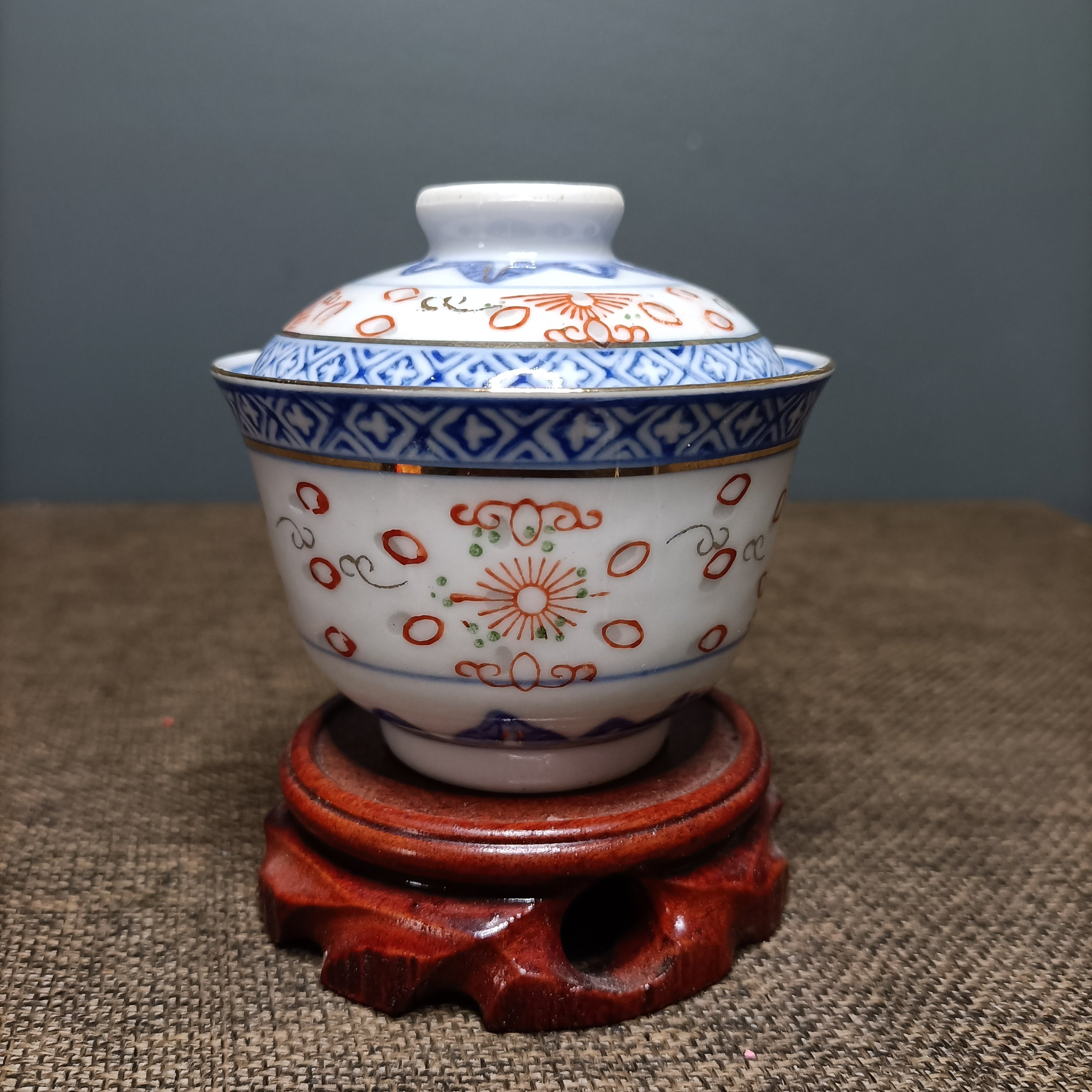 景德镇老国营光明瓷厂库存老瓷器青花玲珑加彩兰花两才盖碗茶具