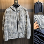 H家双面穿系列 秋季 男士 干练有型 格纹亲肤细腻时尚 连帽夹克潮