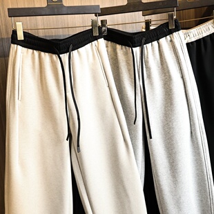 包容感 弯刀裁剪宽松显瘦直筒休闲裤 舒适好穿 男士 春季 肉嘟嘟