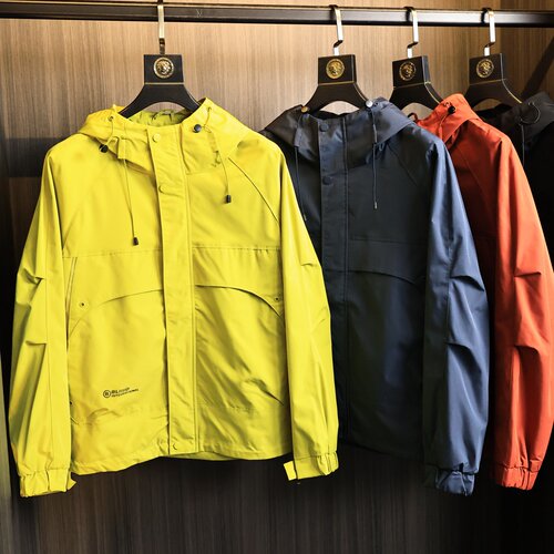 抗撕裂防泼水弯刀版型！夹克潮