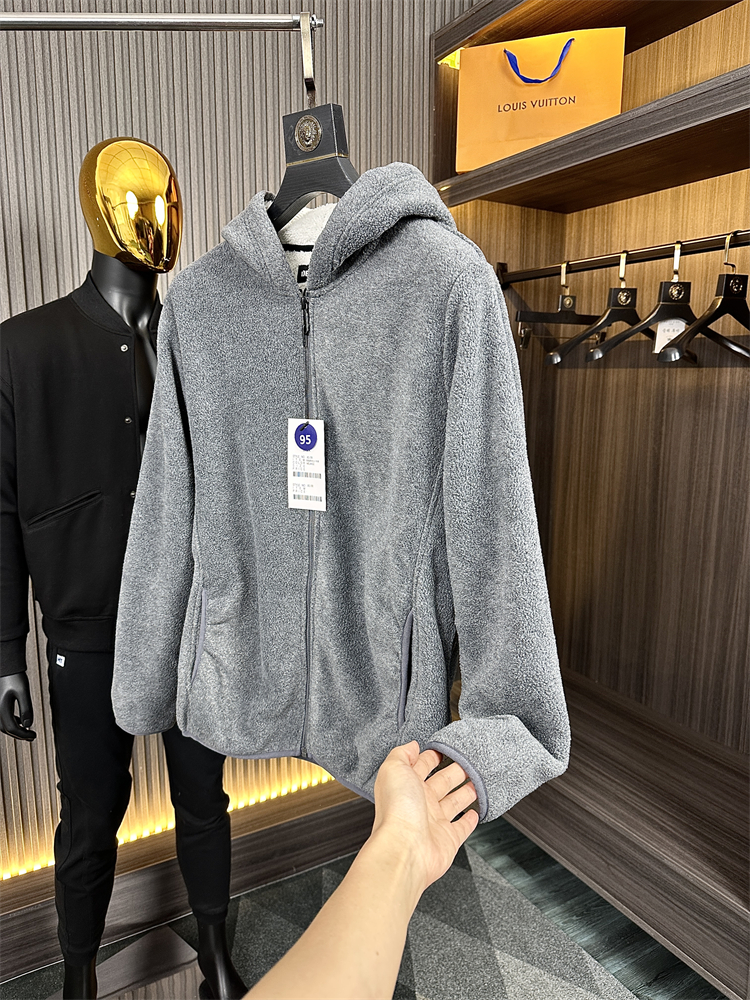 95美刀/性价比高~卫衣开衫男