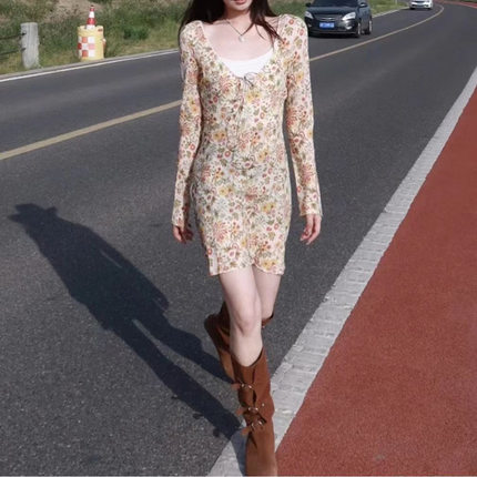2025新款法式女装 长袖碎花真丝短款A字裙连衣裙