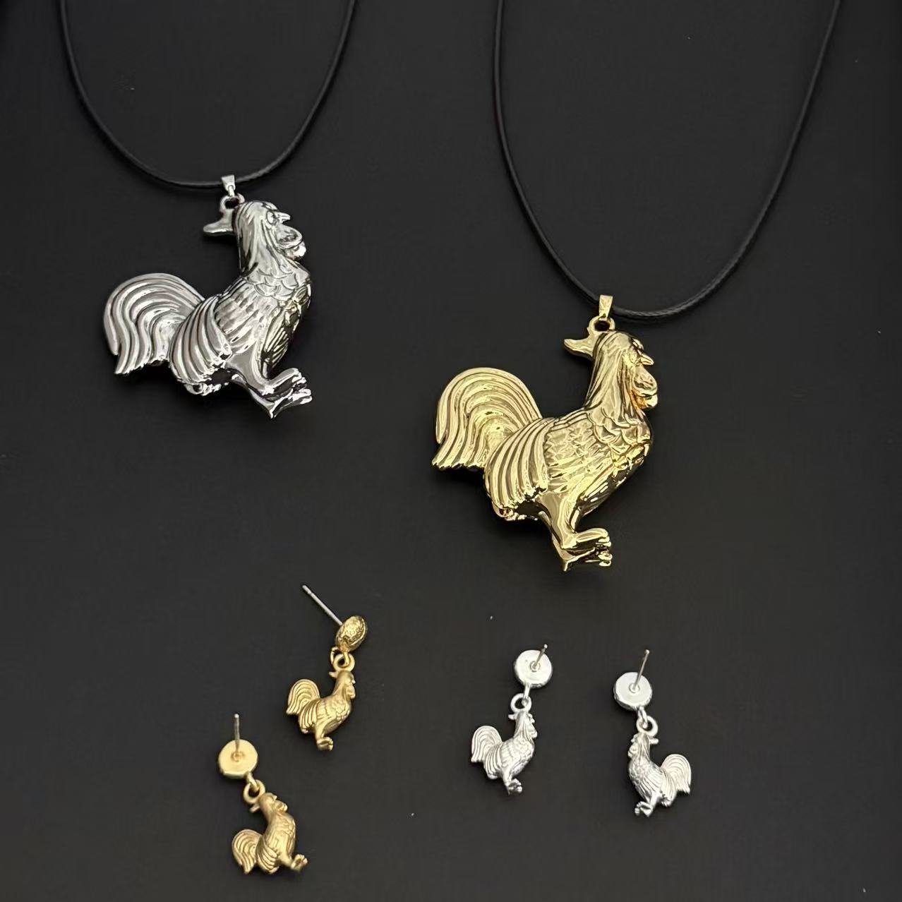 吊坠轻奢夸张独特百搭毛衣链