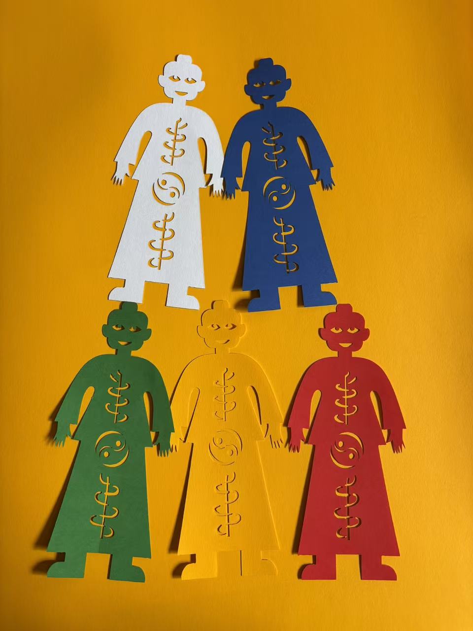 岳绮罗手工剪纸开五官人物男女通用破盖印民间艺术用途广泛