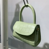 Небольшая дизайнерская сумка на одно плечо, делается под заказ, крокодиловый принт