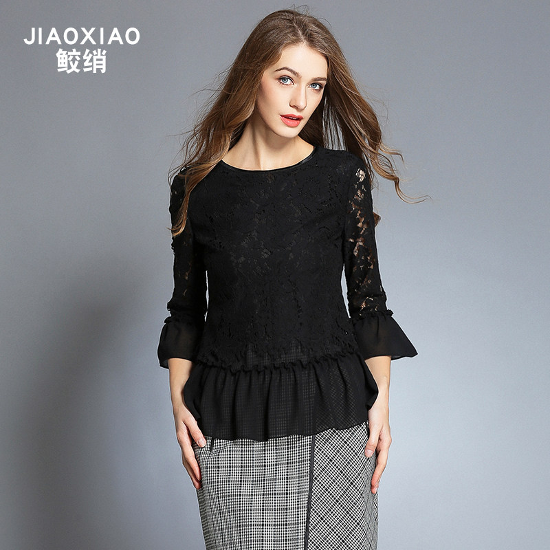 鲛绡女装2021秋季新款减龄蕾丝拼接圆领喇叭袖黑色雪纺衫上衣
