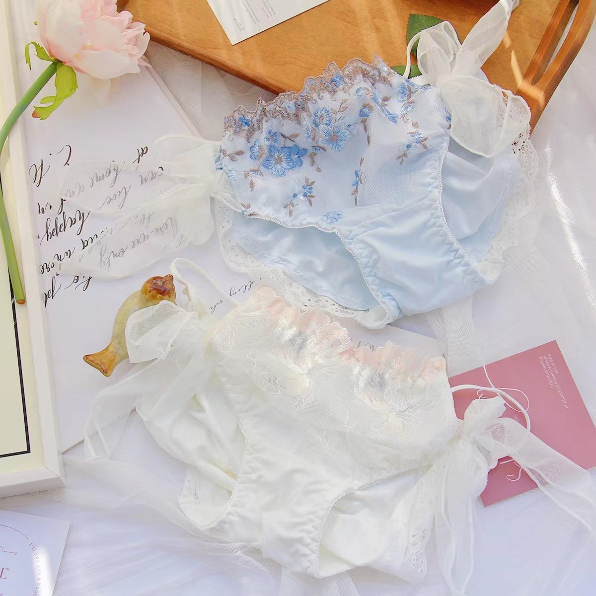 奢华感贵妇重工日系性感刺绣花中低腰女士内裤大码甜美冰丝短裤,女士内衣/男士内衣/家居服,女三角裤,淘宝优惠券,粉丝福利购,淘宝优惠卷