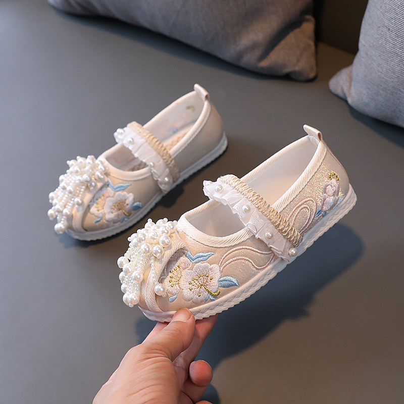 宝宝女童绣花鞋古装刺绣舞蹈表演鞋公主汉服鞋儿童鞋复古马面裙鞋,童鞋/婴儿鞋/亲子鞋,儿童汉服鞋,淘宝优惠券,粉丝福利购,淘宝优惠卷