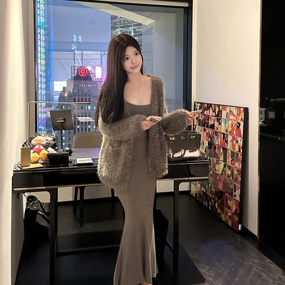 卡戴珊鱼尾裙超显“S”曲线