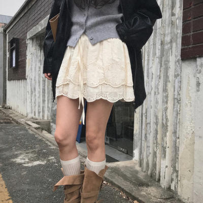 甜美显瘦高腰A字全棉刺绣短裙