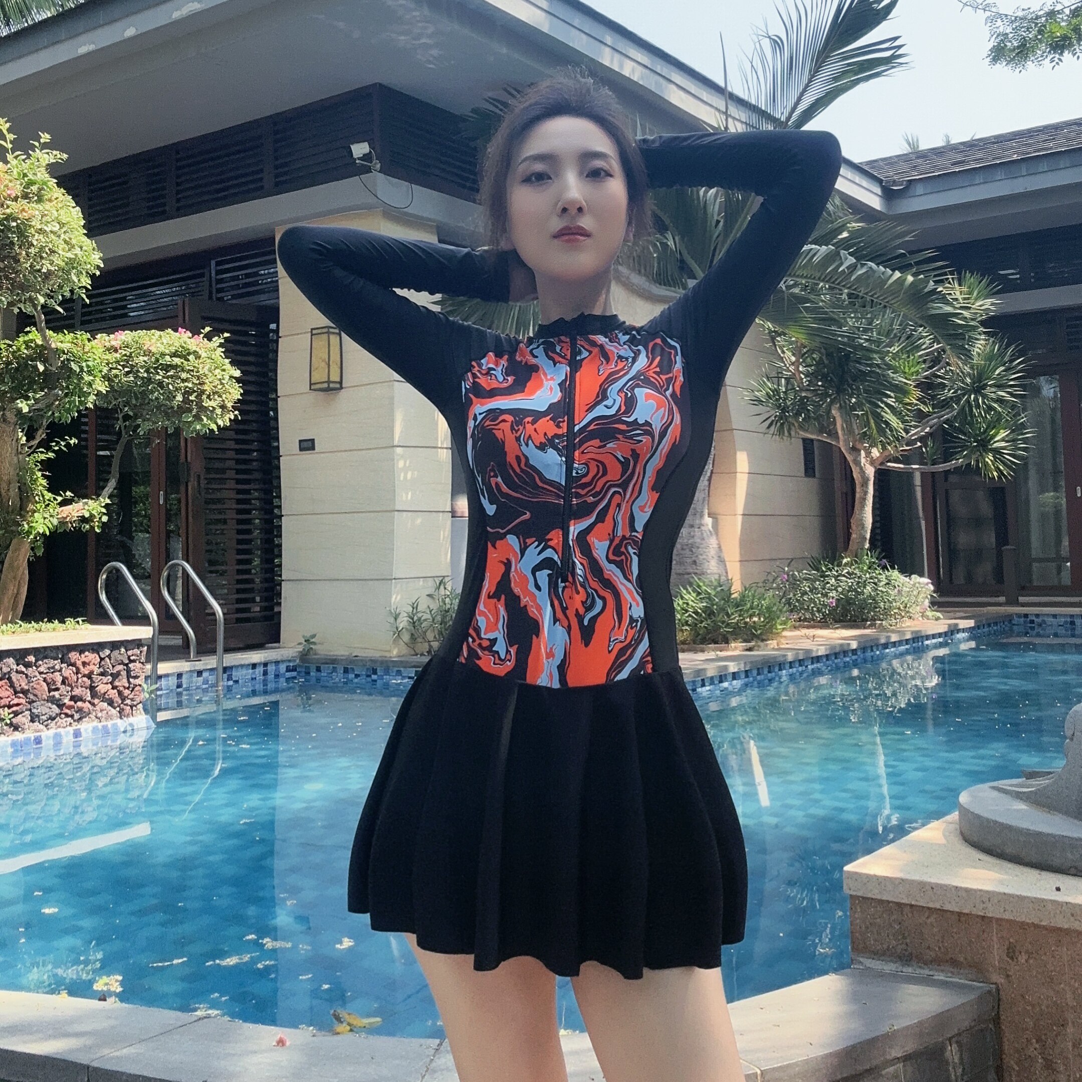 笑姐泳衣花海运动连体遮肚保守裙式大码女温泉冲浪度假