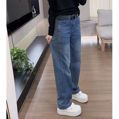 大码弹力弯刀牛仔裤女