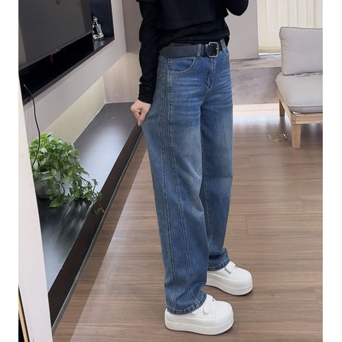 大码弹力弯刀牛仔裤女