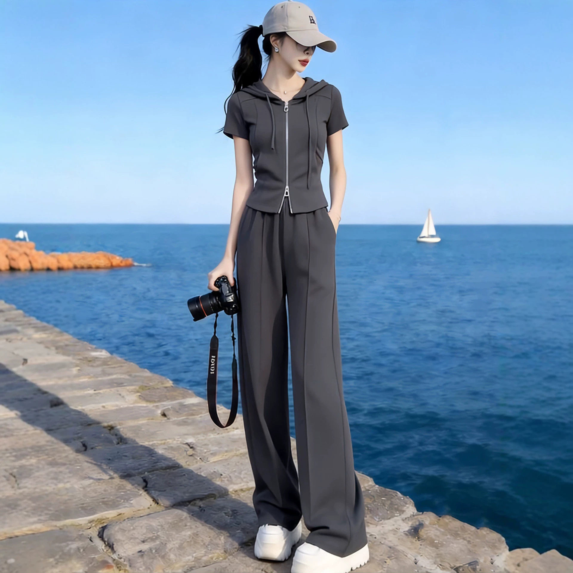 夏季休闲运动套装女修身显瘦连帽短款上衣阔腿裤小个子两件套