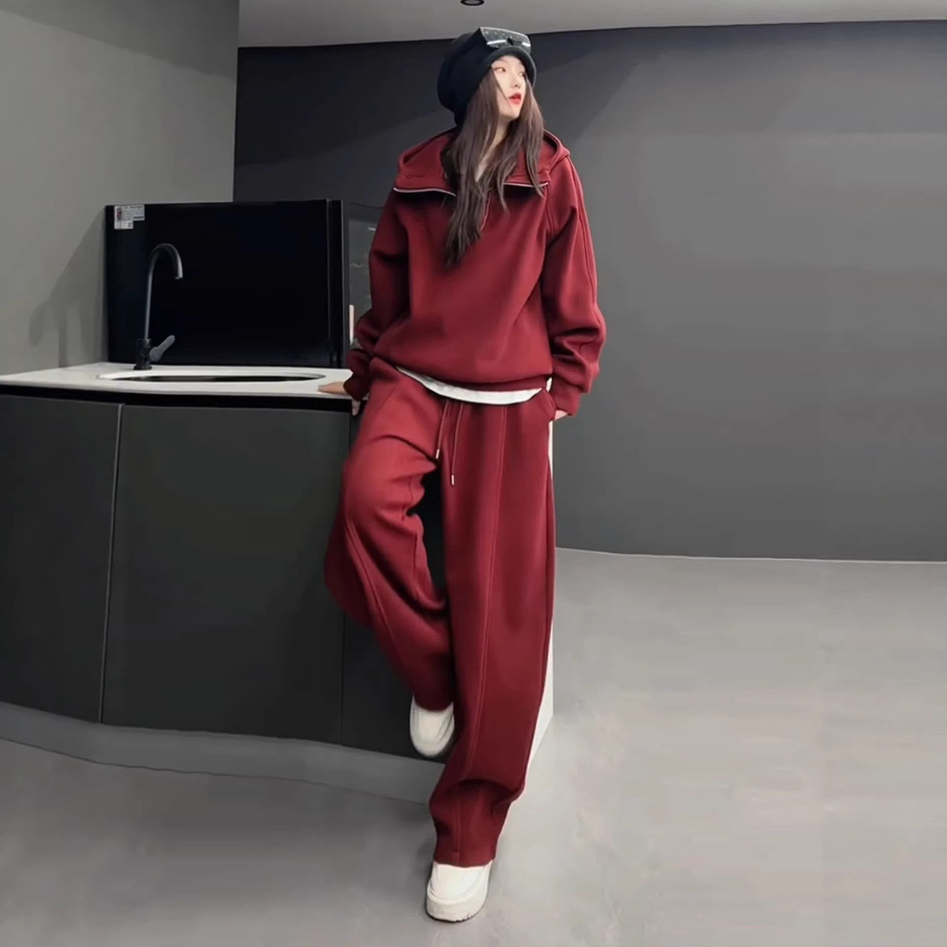 高级感慵懒新年圣诞红色休闲运动套装女秋冬加绒半拉链卫衣两件套,女装/女士精品,时尚套装,淘宝优惠券,粉丝福利购,淘宝优惠卷