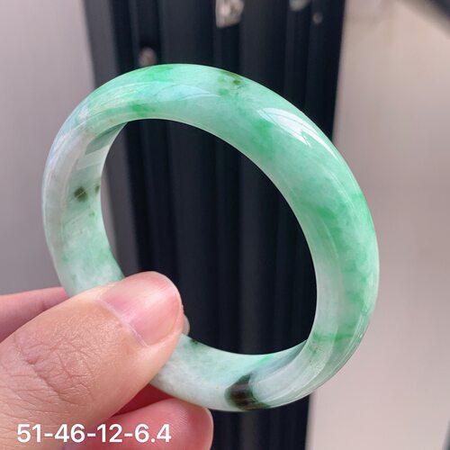 51圈口贵妃天然翡翠a货冰种飘花平安镯有证书平价缅甸a货女生手镯