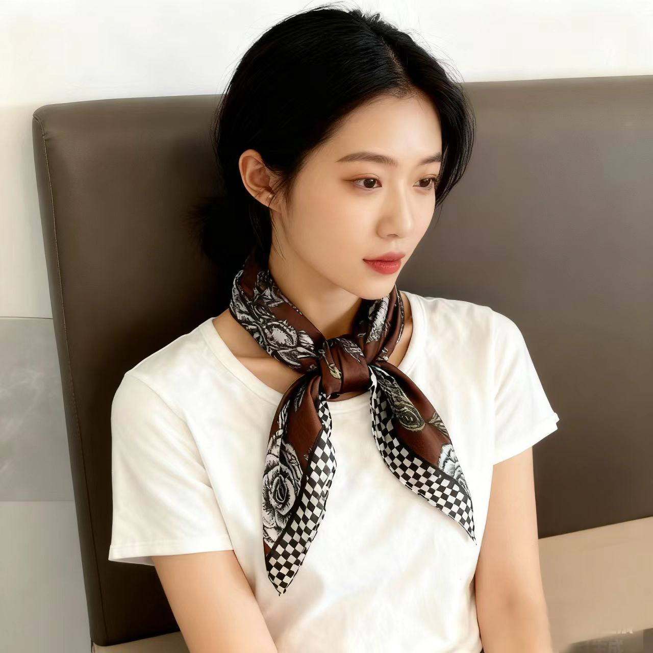 复古花朵印花丝巾时尚百搭领巾春秋搭配护颈围巾方巾包头巾围脖,服饰配件/皮带/帽子/围巾,围巾/丝巾/披肩,淘宝优惠券,粉丝福利购,淘宝优惠卷